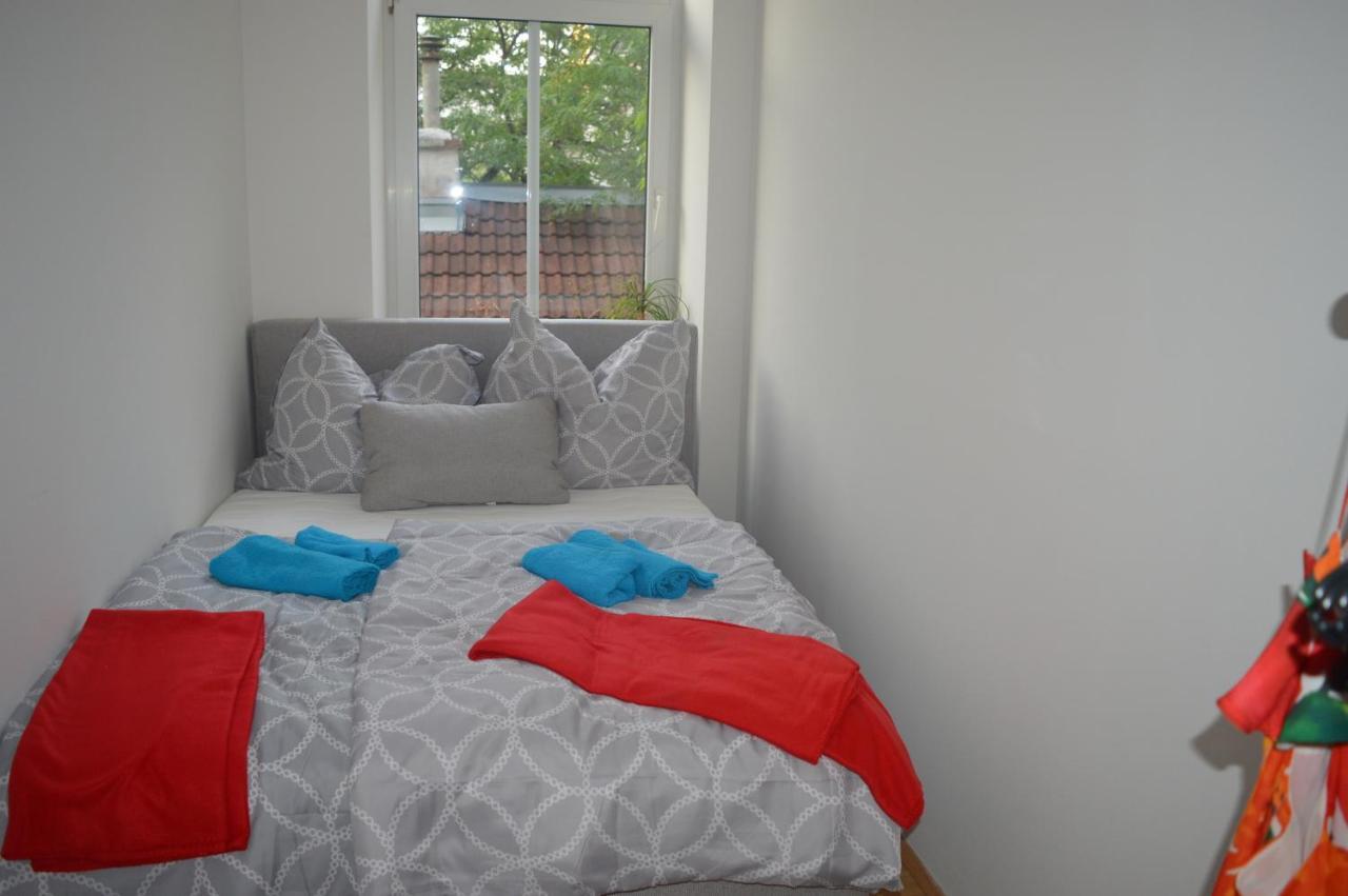 Nette Altbauwohnung Nur 10 Min Von Der City Вена Экстерьер фото