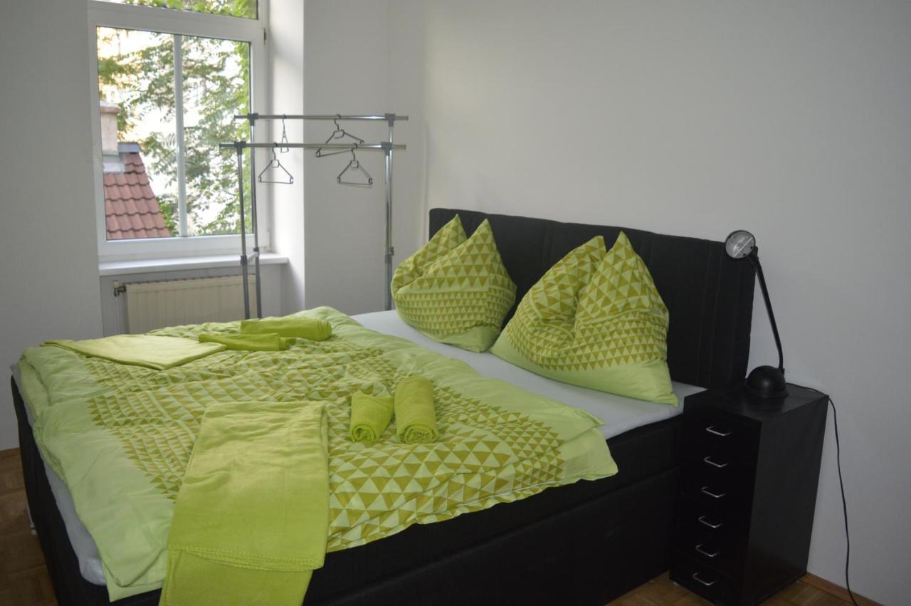 Nette Altbauwohnung Nur 10 Min Von Der City Вена Экстерьер фото