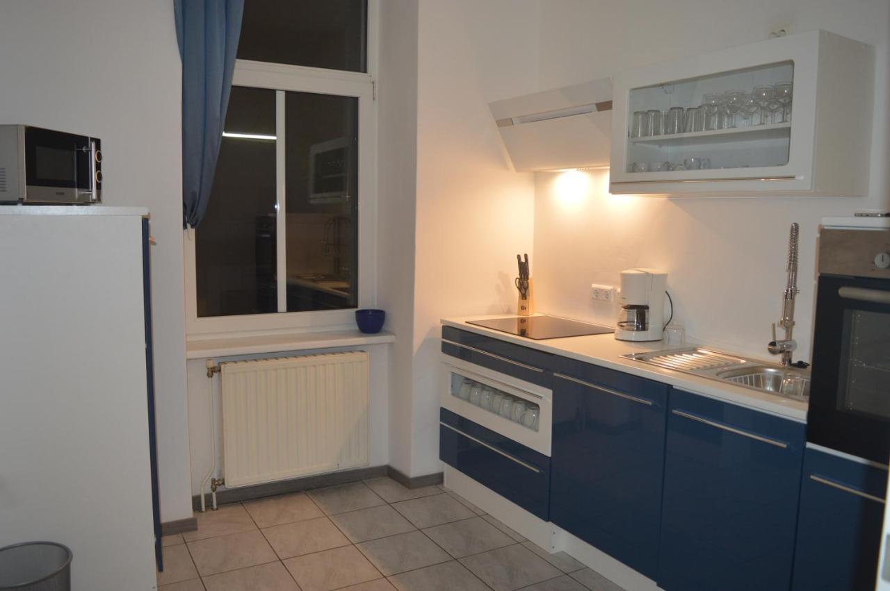 Nette Altbauwohnung Nur 10 Min Von Der City Вена Экстерьер фото
