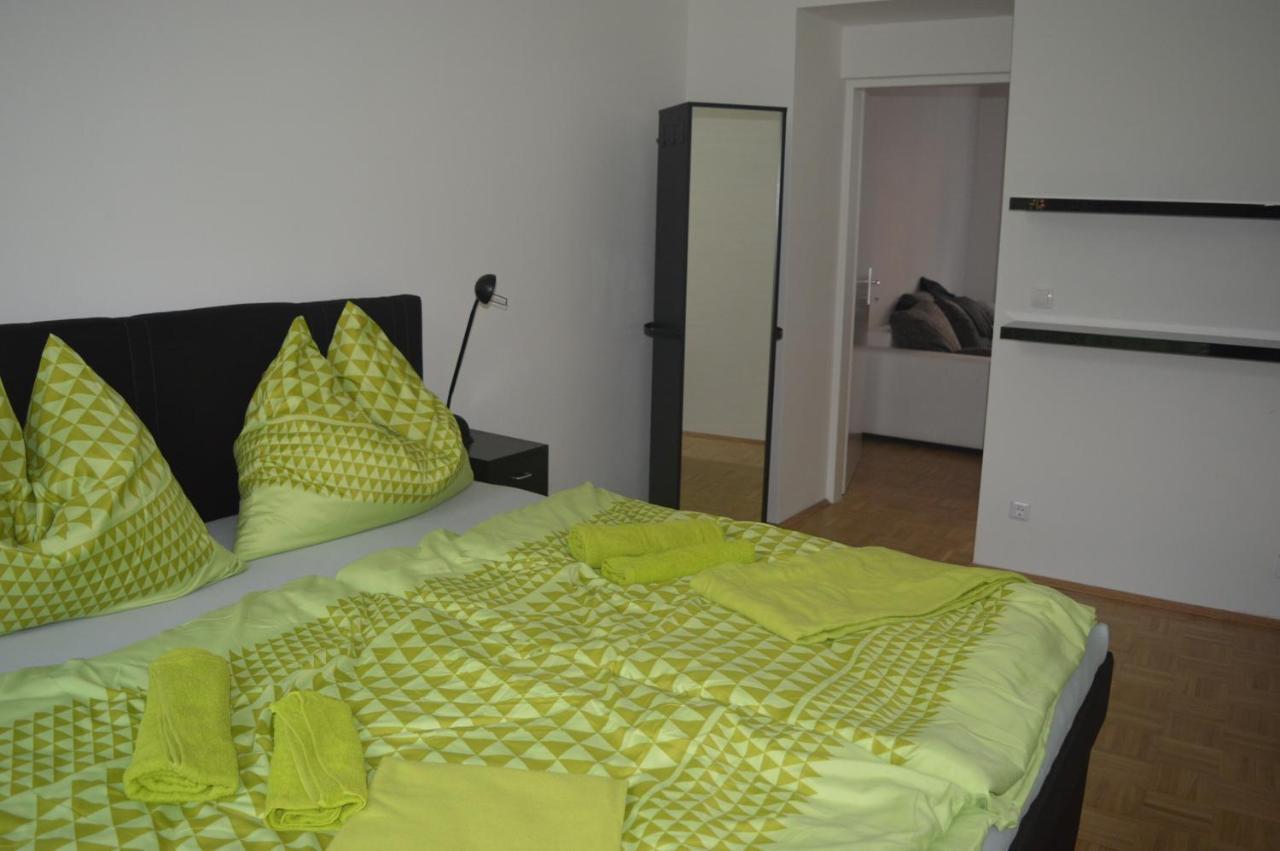 Nette Altbauwohnung Nur 10 Min Von Der City Вена Экстерьер фото