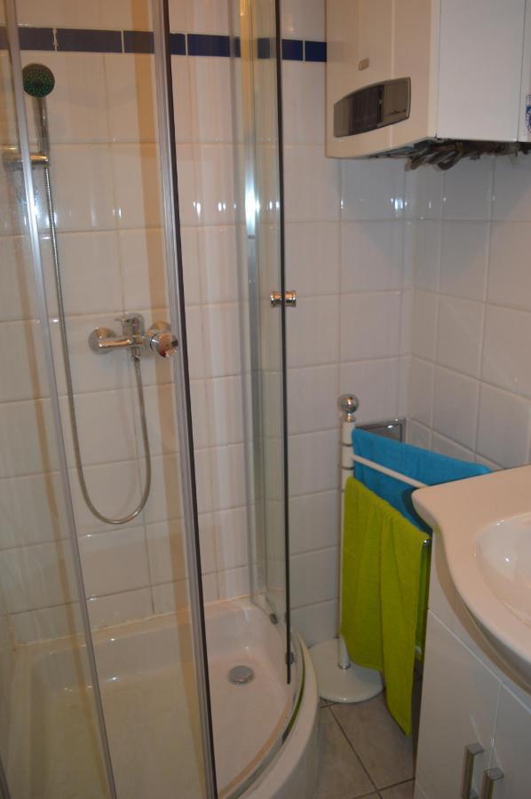 Nette Altbauwohnung Nur 10 Min Von Der City Вена Экстерьер фото