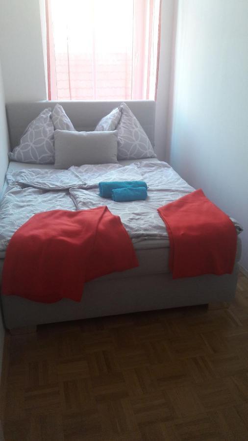 Nette Altbauwohnung Nur 10 Min Von Der City Вена Экстерьер фото