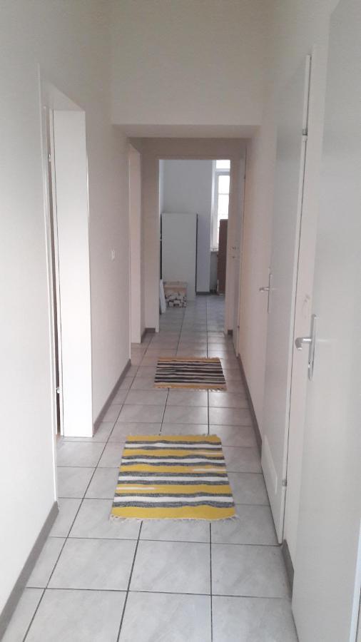 Nette Altbauwohnung Nur 10 Min Von Der City Вена Экстерьер фото